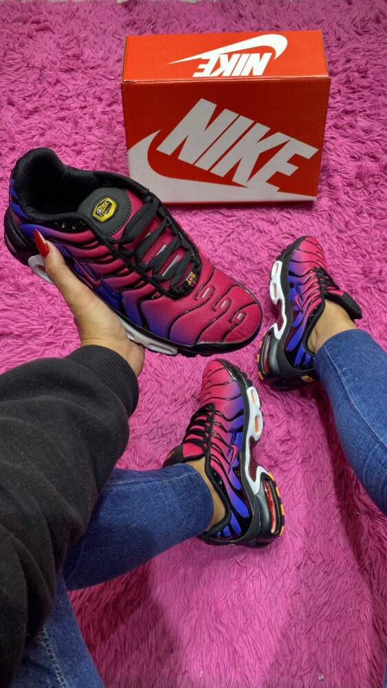 NIKE TN PLUS PINK/AZUL/PRT