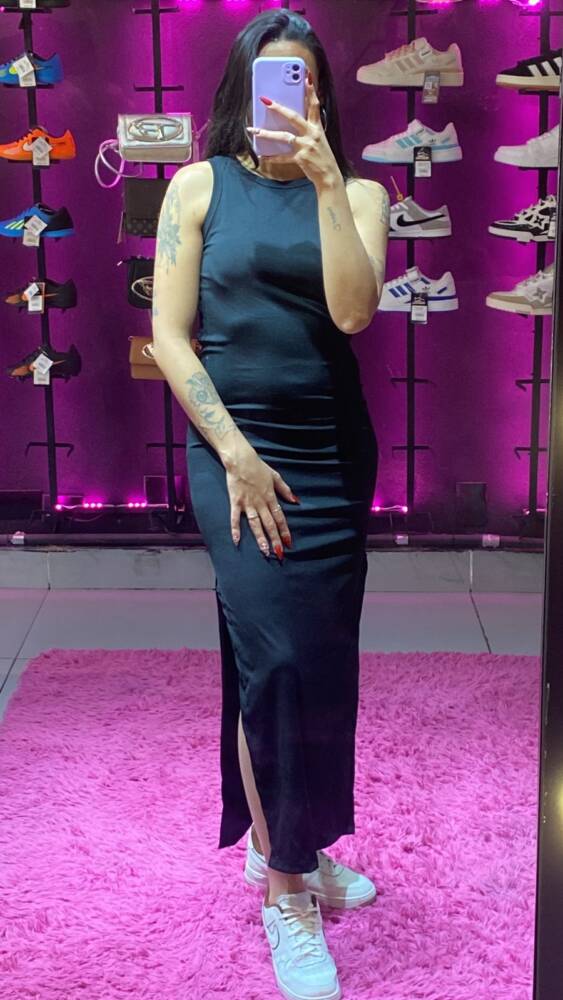 VESTIDO REGATA CANELADO PRETO